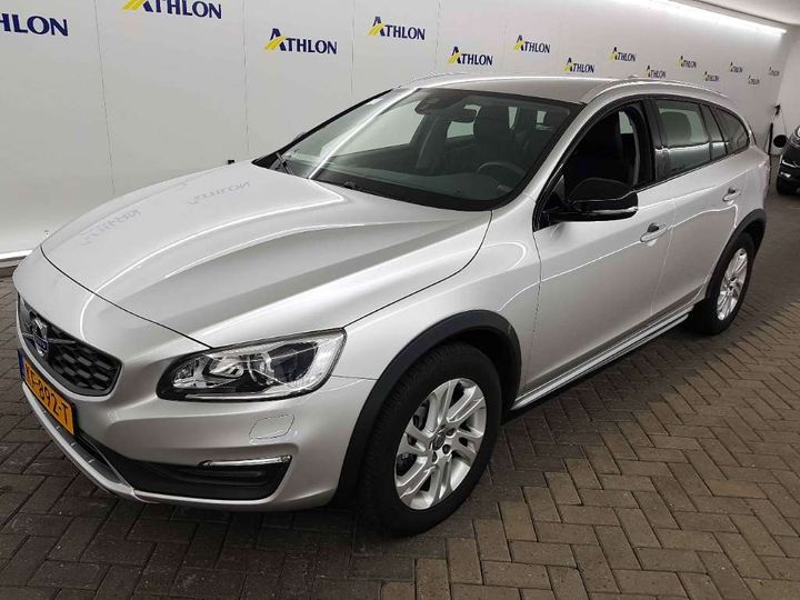 VOLVO V60 CROSS COUNTRY 2016 yv1fz40ldh1023504