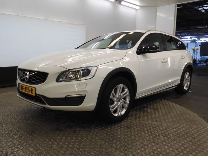 VOLVO V60 CROSS COUNTRY 2017 yv1fza8c1j2047742