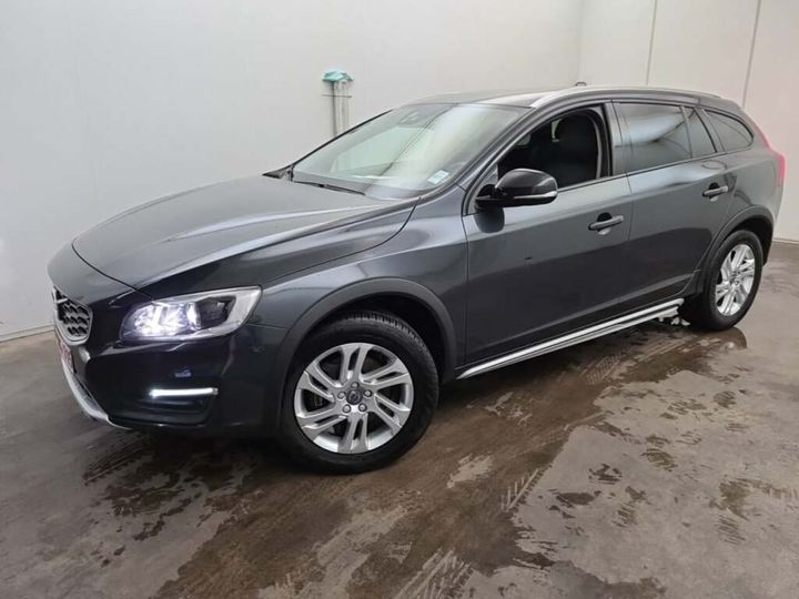 VOLVO V60 2017 yv1fza8c1j2047983