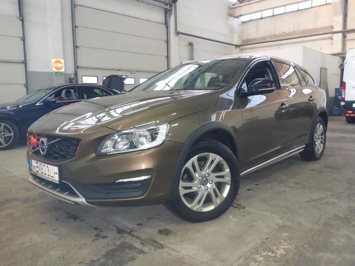 VOLVO V60 2015 yv1fza8cdg1010162