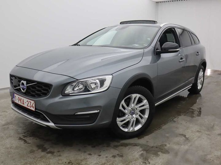 VOLVO V60 CROSS COUNTRY 2016 yv1fza8cdh1025555