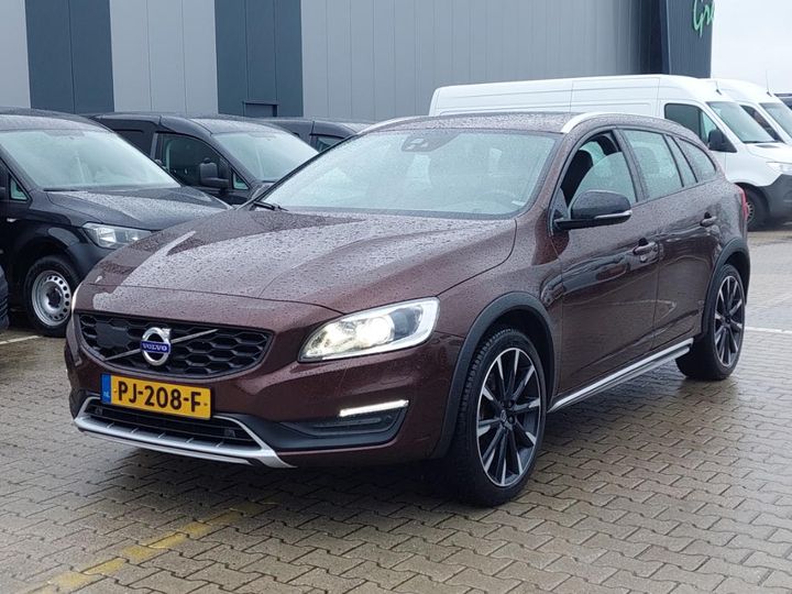 VOLVO V60 2017 yv1fza8cdj2043151