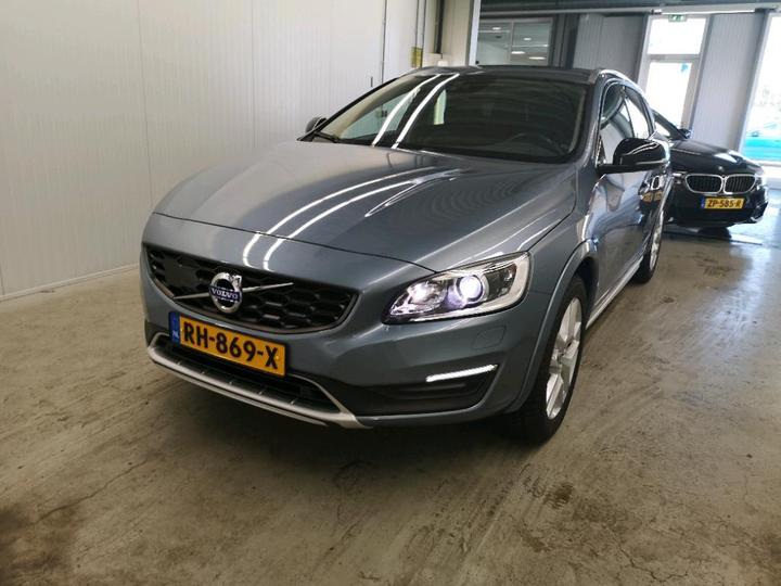 VOLVO V60 2017 yv1fza8cdj2048459