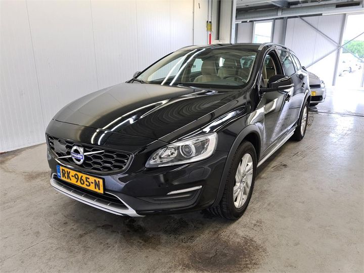 VOLVO V60 2017 yv1fza8cdj2049479