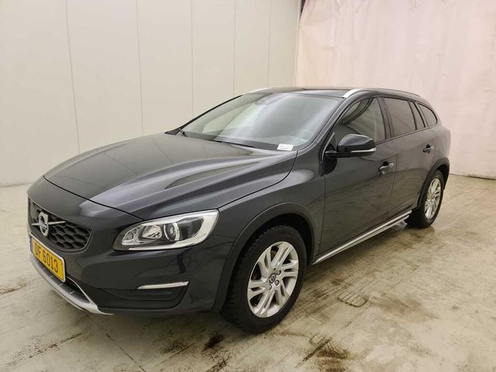 VOLVO V60 2018 yv1fza8cdj2053383