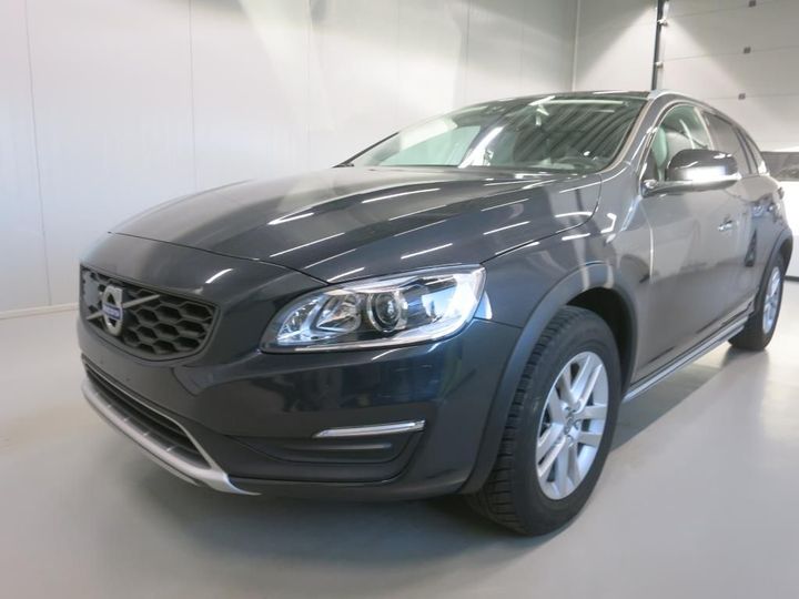 VOLVO V60 CROSS COUNT 2018 yv1fza8cdj2054024