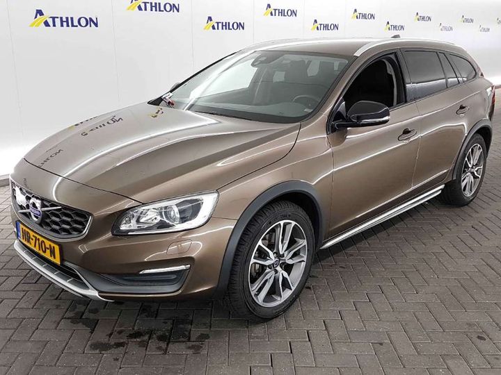 VOLVO V60 CROSS COUNTRY 2015 yv1fzar81g1013640