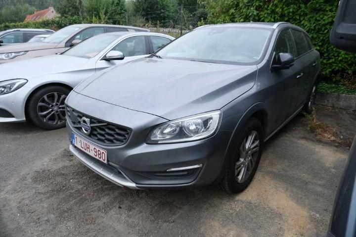 VOLVO V60 CROSS COUNTRY 2015 yv1fzarc1g1012588