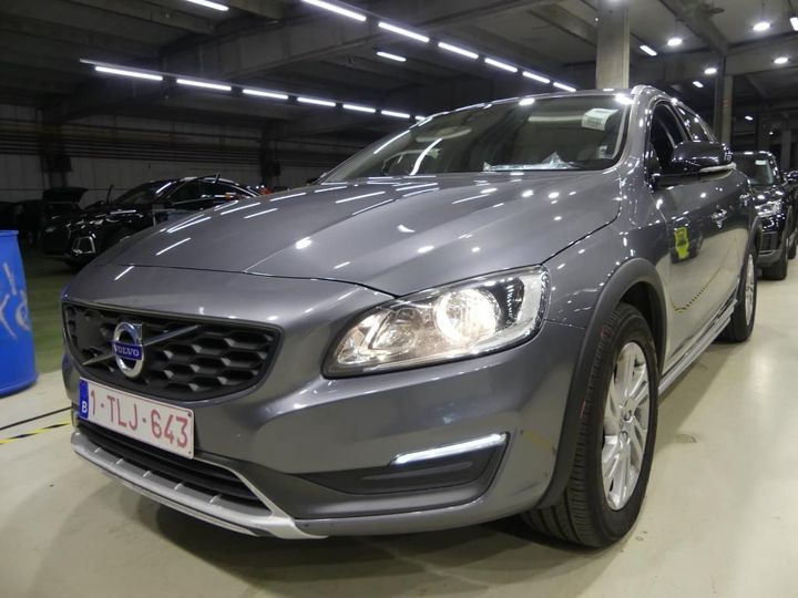 VOLVO V60 CROSS COUNT 2017 yv1fzarc1g1016282