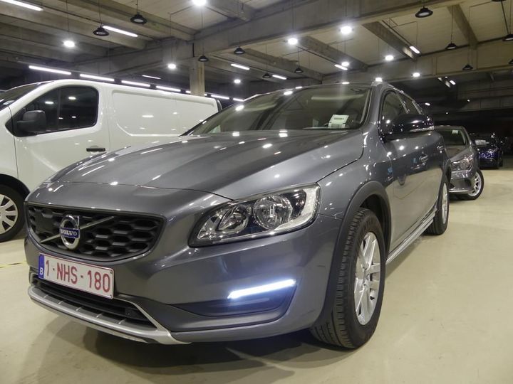 VOLVO V60 CROSS COUNT 2016 yv1fzarc1g1017735