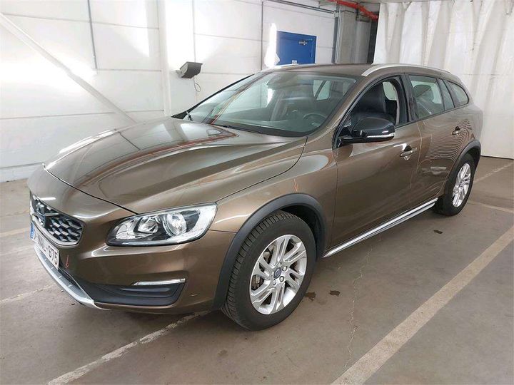 VOLVO V60 CROSS COUNTRY 2016 yv1fzarc1h1023384