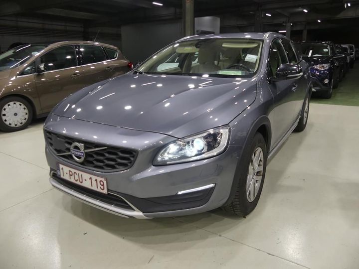 VOLVO V60 CROSS COUNT 2016 yv1fzarc1h1023743