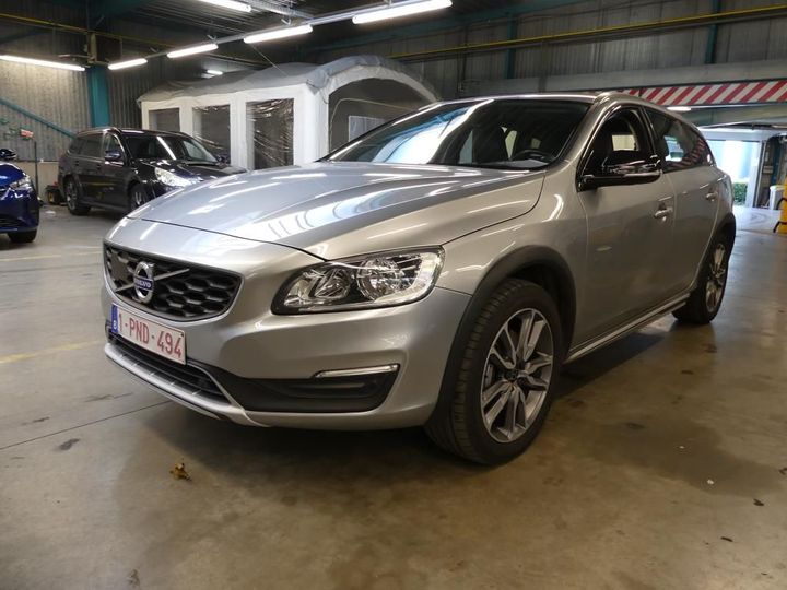 VOLVO V60 CROSS COUNT 2016 yv1fzarc1h1025516