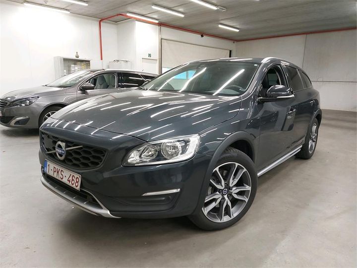 VOLVO V60 CROSS COUNTRY 2016 yv1fzarc1h1025698