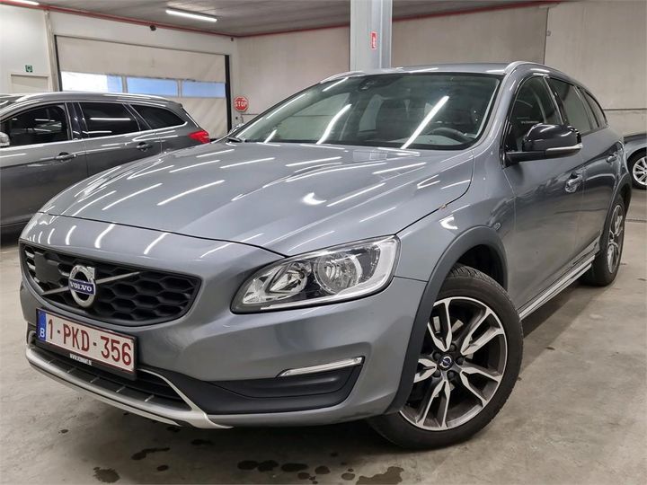 VOLVO V60 CROSS COUNTRY 2016 yv1fzarc1h1026136