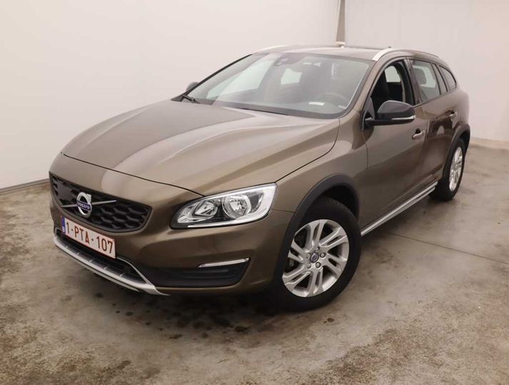 VOLVO V60 CROSS COUNTRY 2016 yv1fzarc1h1028187