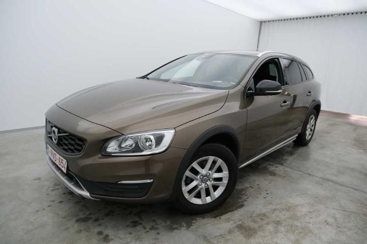 VOLVO V60 CROSS COUNTRY 2016 yv1fzarc1h1028463