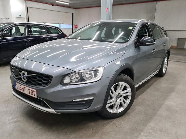 VOLVO V 60 2017 yv1fzarc1h1030696