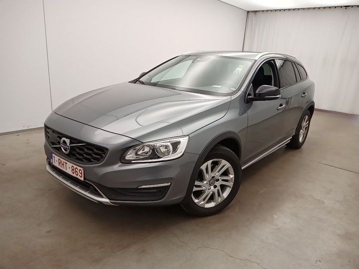 VOLVO V60 CROSS COUNTRY 2017 yv1fzarc1h1033643