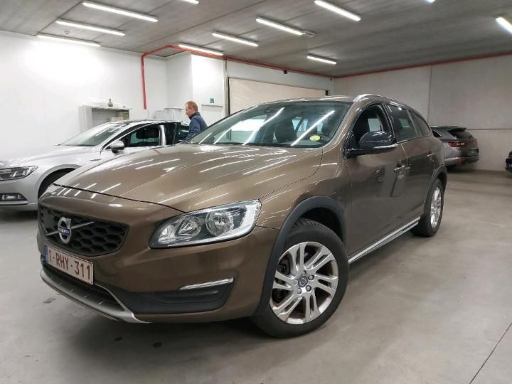 VOLVO V60 CROSS COUNTRY 2017 yv1fzarc1h1033865