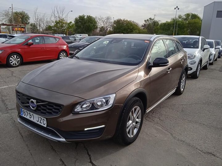 VOLVO V60 CROSS COUNT 2017 yv1fzarc1h1034740