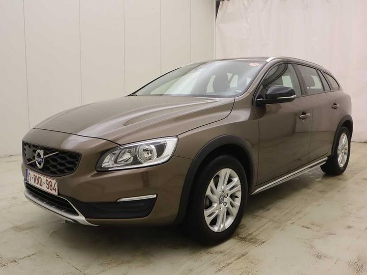 VOLVO V60 2017 yv1fzarc1h1035214