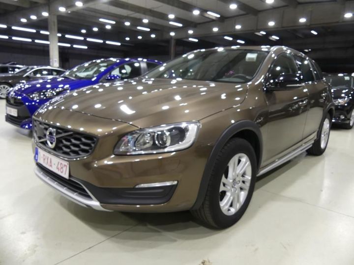 VOLVO V60 CROSS COUNT 2017 yv1fzarc1h1038264