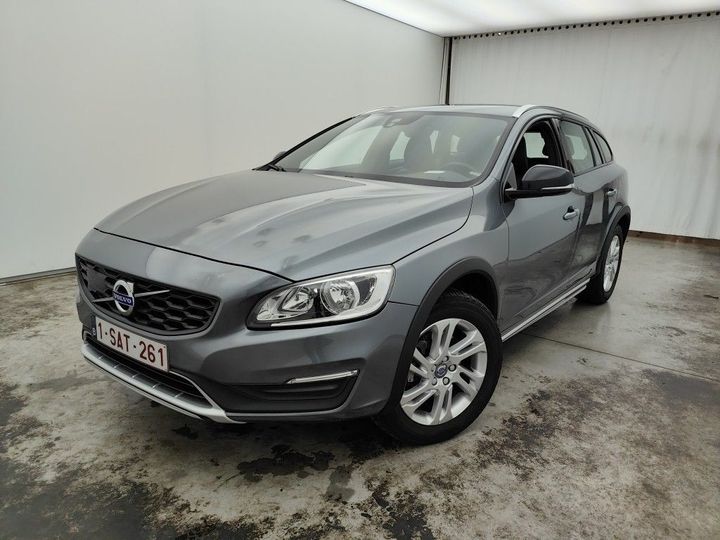 VOLVO V60 CROSS COUNTRY 2017 yv1fzarc1h1040126