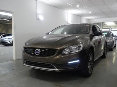 VOLVO V60 CROSS COUNTRY DIESEL 2017 yv1fzarc1h1041048