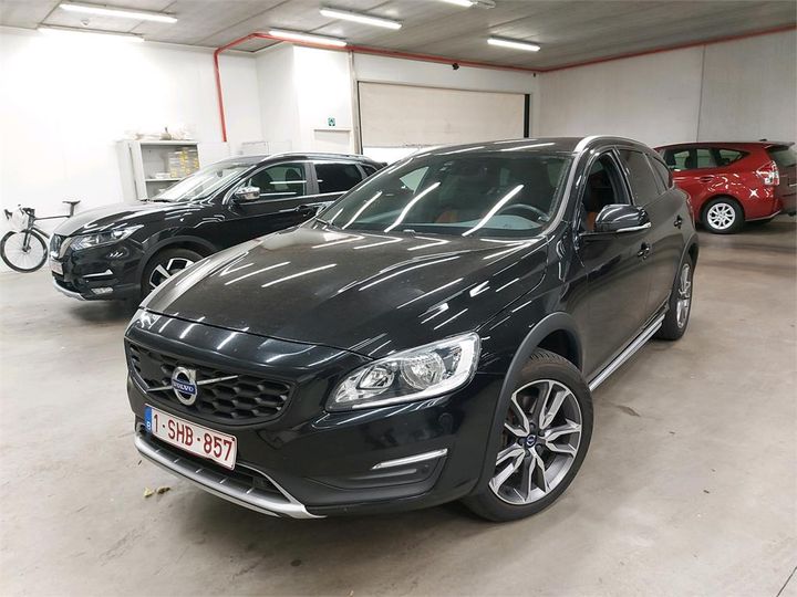 VOLVO V60 CROSS COUNTRY 2017 yv1fzarc1j2042145