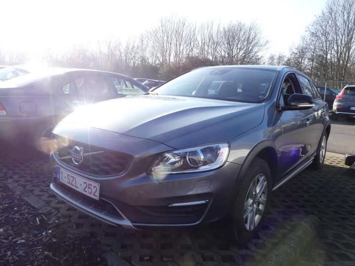 VOLVO V60 CROSS COUNT 2017 yv1fzarc1j2042454