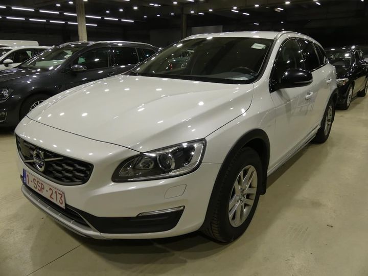 VOLVO V60 CROSS COUNT 2017 yv1fzarc1j2043520