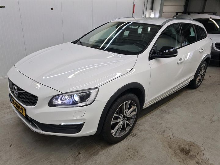 VOLVO V60 2017 yv1fzarc1j2044131