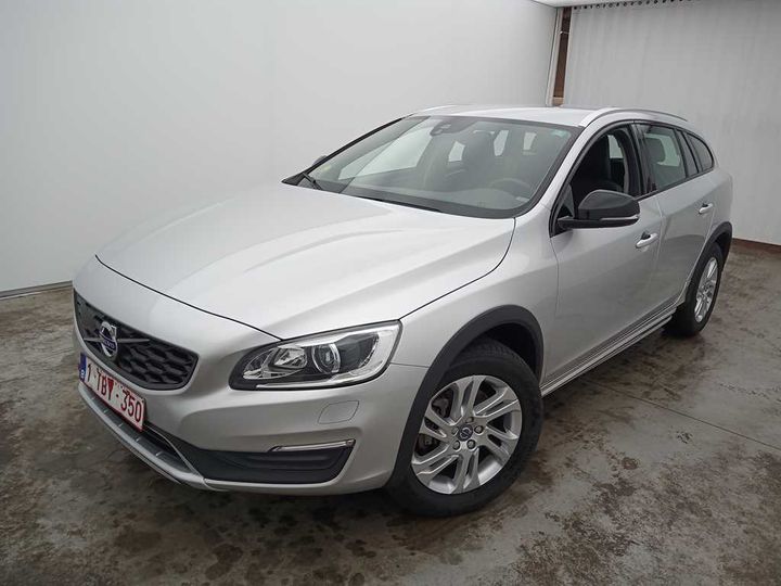 VOLVO V60 CROSS COUNTRY 2017 yv1fzarc1j2046000