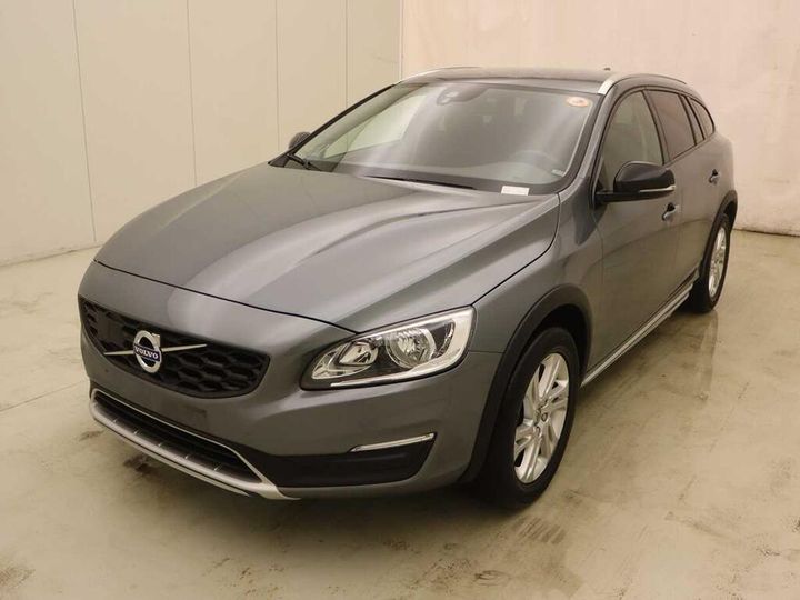 VOLVO V60 2017 yv1fzarc1j2047190