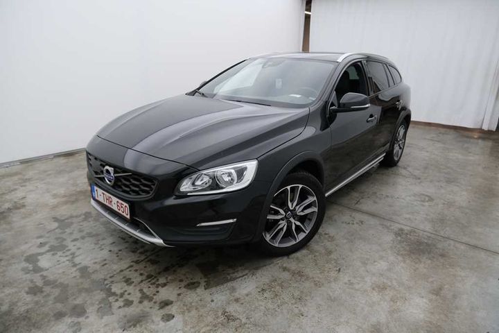 VOLVO V60 CROSS COUNTRY 2017 yv1fzarc1j2048203