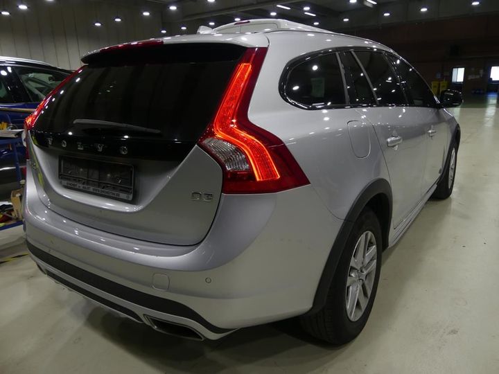 VOLVO V60 CROSS COUNT 2017 yv1fzarc1j2048837