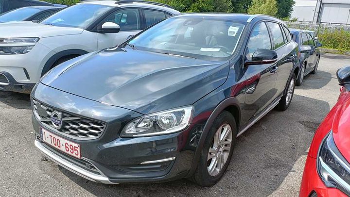 VOLVO V60 CROSS COUNTRY 2018 yv1fzarc1j2048981