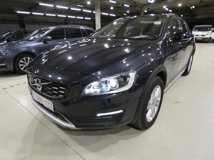 VOLVO V60 CROSS COUNT 2017 yv1fzarc1j2049791