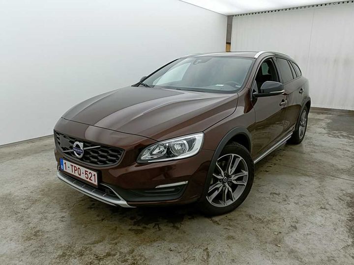 VOLVO V60 CROSS COUNTRY 2018 yv1fzarc1j2051046