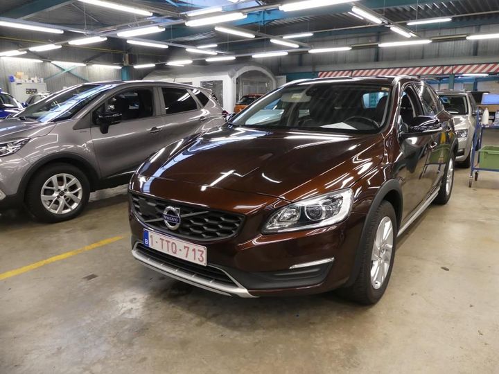 VOLVO V60 CROSS COUNT 2018 yv1fzarc1j2052670