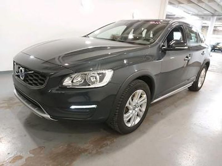 VOLVO V60 CROSS COUNTRY DIESEL 2018 yv1fzarc1j2052962