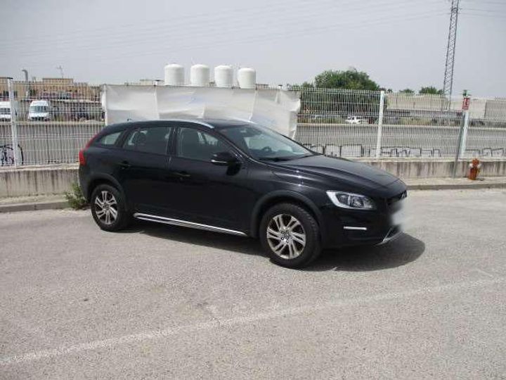 VOLVO V60 CROSS COUNTRY 2018 yv1fzarc1j2055095