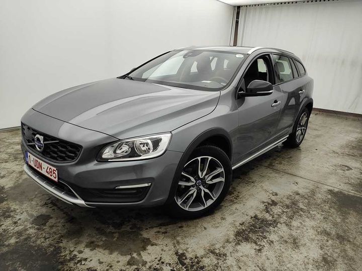 VOLVO V60 CROSS COUNTRY 2018 yv1fzarc1j2056183