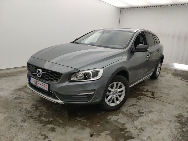 VOLVO V60 CROSS COUNTRY 2018 yv1fzarc1j2056588