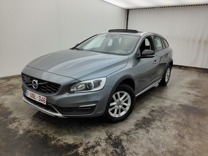 VOLVO V60 CROSS COUNTRY 2018 yv1fzarc1j2056921