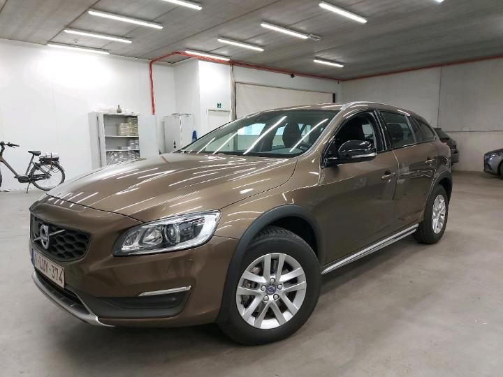 VOLVO V60 CROSS COUNTRY 2015 yv1fzarcdg1013501