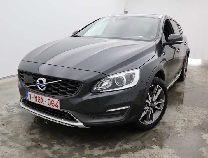 VOLVO V60 CROSS COUNTRY 2016 yv1fzarcdg1016350