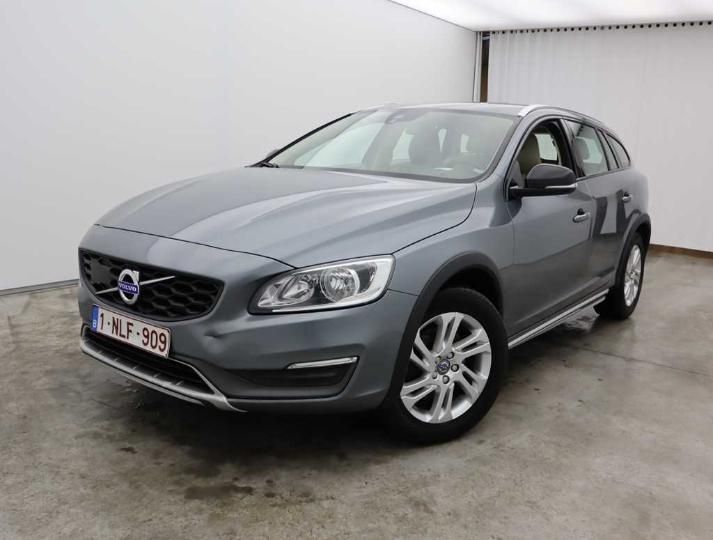 VOLVO V60 CROSS COUNTRY 2016 yv1fzarcdg1017035