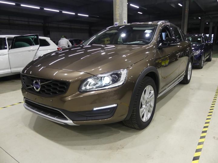 VOLVO V60 CROSS COUNT 2016 yv1fzarcdh1024095